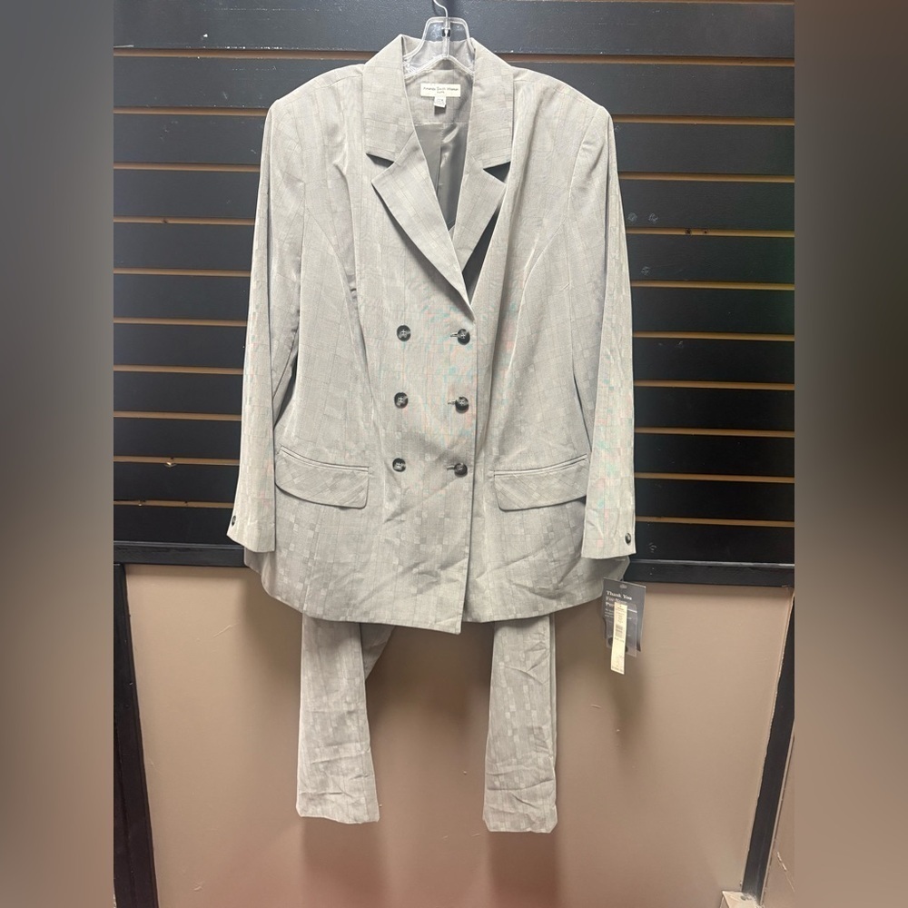 Amanda Smith Gray Check Suit NWT 22W Blazer 20W Pants Set